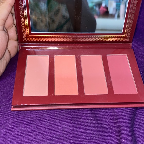 NEW Ace beauty blush palette - Picture 2 of 2